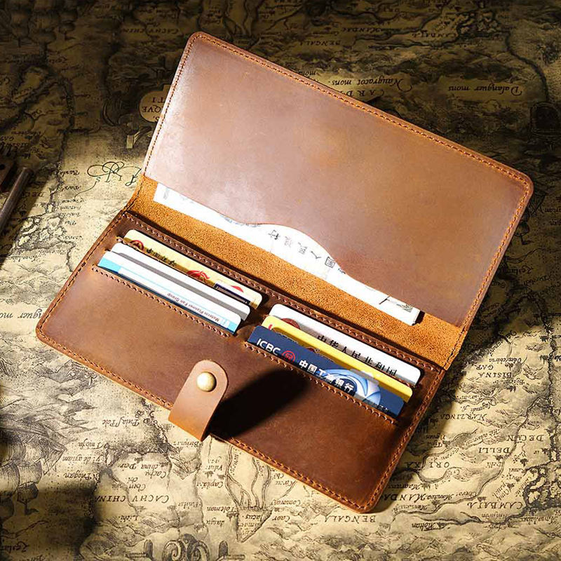 สีน้ำตาล