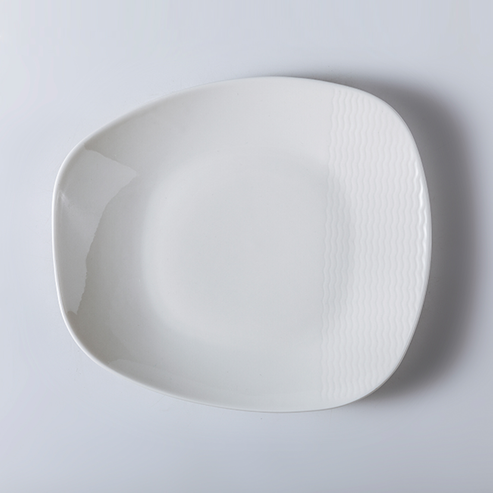 Assiette carrée de 8,75 pouces
