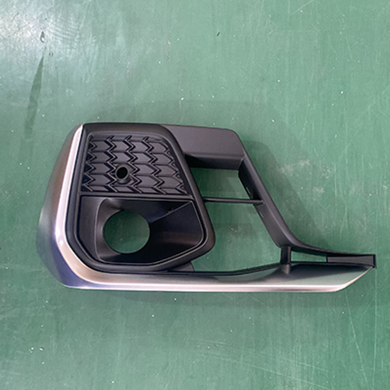 S8 silver fog light frame-right side r