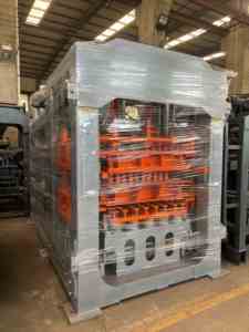 Línea de producción de bloques totalmente automática con sistema de curado/máquina de fabricación de bloques Elevadores/vibración hidráulica, 1 unidad - Product Image 5