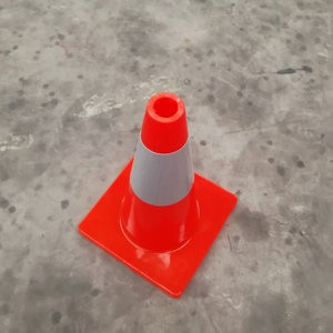 18 "An Toàn Cones PVC Orange Giao Thông An Toàn Cone Với Phản Quang Cổ Áo Và Vest Cho Road Xe Bóng Đá Đào Tạo - Product Image 3