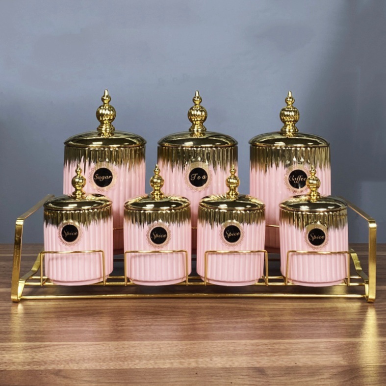 สีชมพูไล่ระดับ