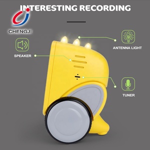 Умный пластиковый электронный робот с голосовым управлением - Product Image 4
