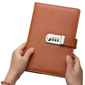 Bloc de notas desmontable de cuero retro negro con logotipo personalizado diario con cerradura codificada - Product Image 4