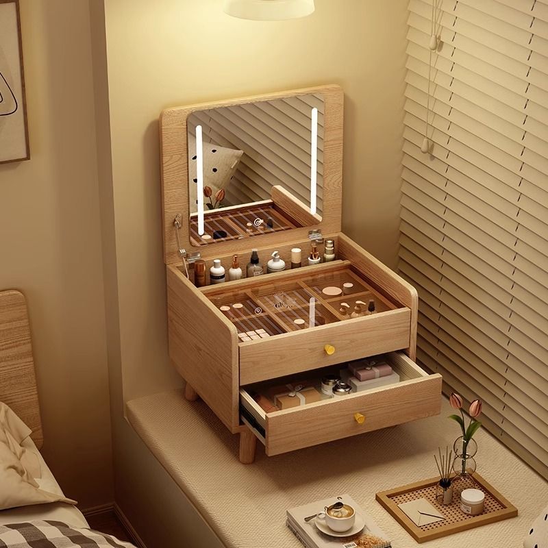 Natural wood color
