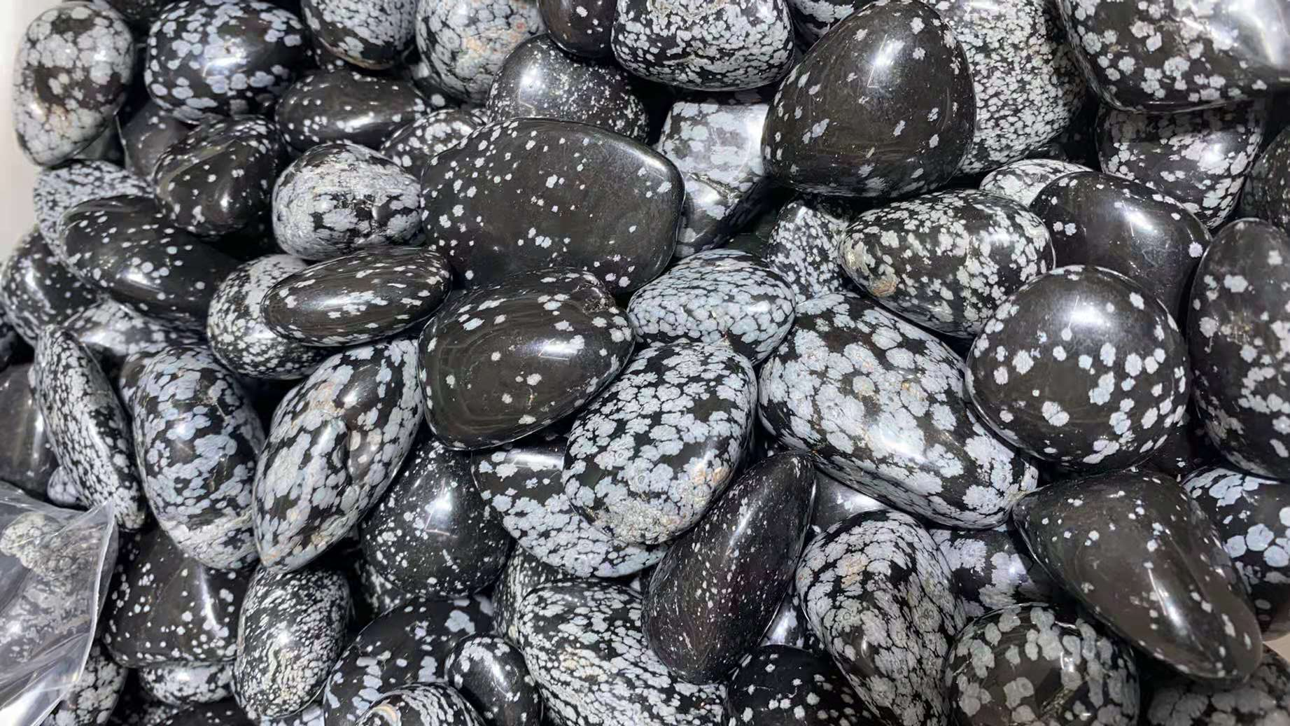 obsidienne flocon de neige