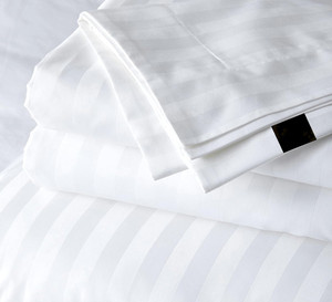 4-teiliges Bettwäsche-Set, weiß gestreiftes Bettlaken-Set für Hotels - Product Image 3