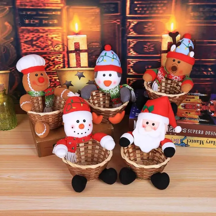 Mini cesto di caramelle natalizie in bambù forniture per decorazioni da tavola carine regalo di fidanzamento di natale