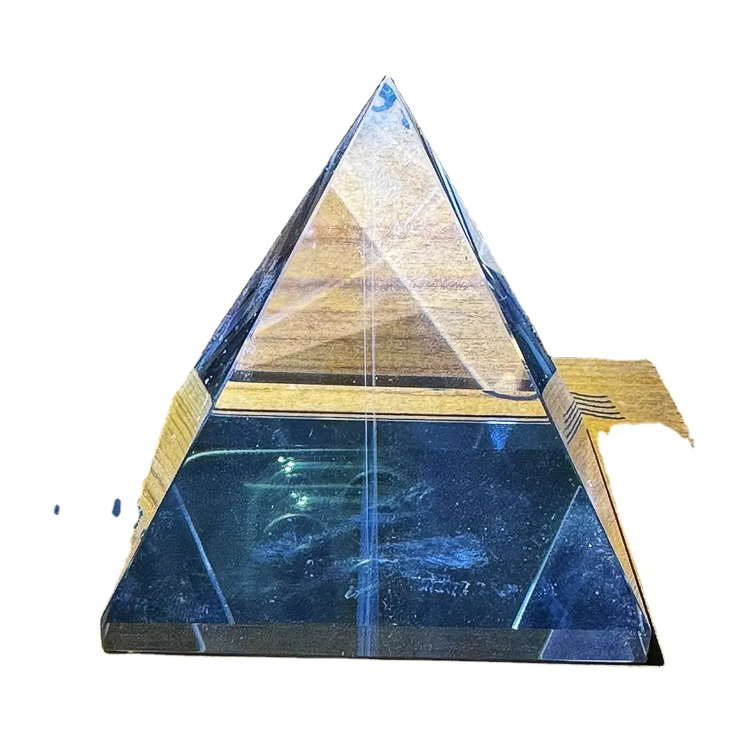Piramide di cristallo quadrato personalizzato Russia piezo quarzo piramide maestro guaritore proprietà curative Reiki Fengshui