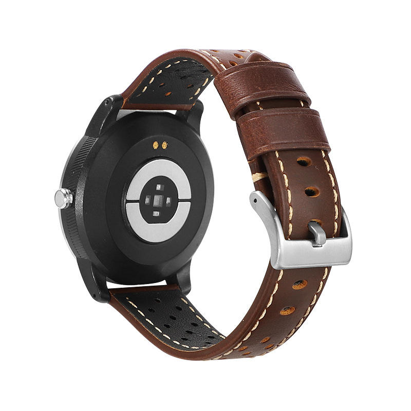 Pieza plana ahuecada, color marrón oscuro, con hebilla plateada.