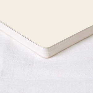 Cuaderno personalizable A5 con esquinas redondeadas, tapa dura gruesa de 300g, Bloc de notas de papel recubierto con logotipo impreso en la columna vertebral desnuda - Product Image 6