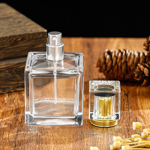 高品質ポータブル15ml-60mlガラス香水瓶詰め替え可能な空の正方形キャップフラット形状20mlボリュームペイント表面