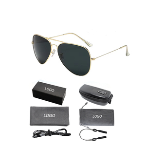 2025 hot sang trọng Eyewear cho nam giới thoải mái phong cách cổ điển 3025 phân cực Kính mát với biểu tượng tùy chỉnh kim loại khung gương ống kính - Product Image 1