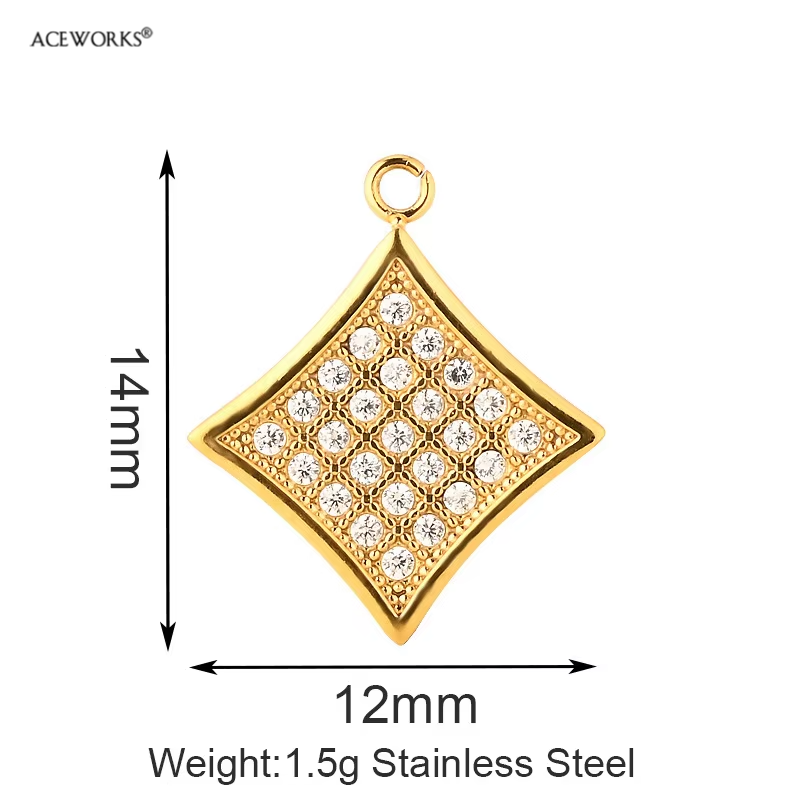 Pavé Large Diamond Charm.