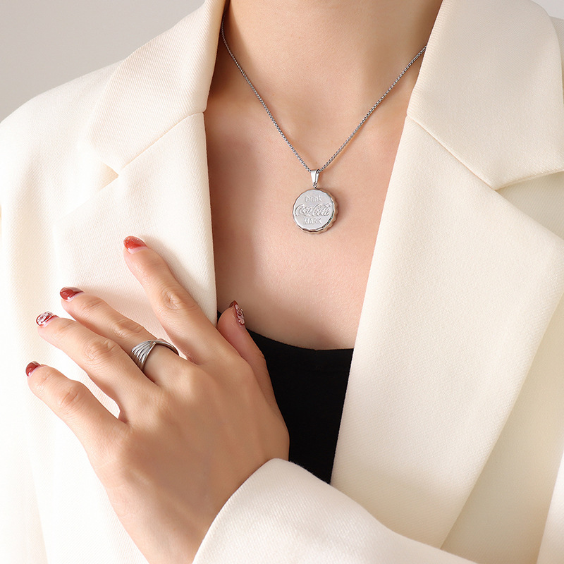 P489 Collana color acciaio 405cm