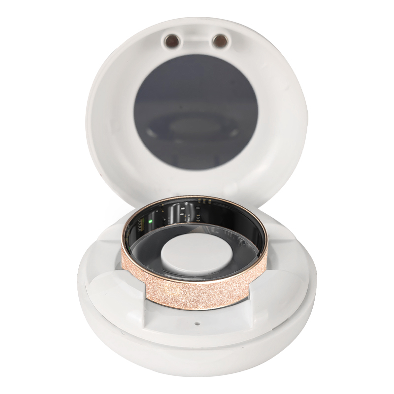 Bague avec étui de chargement argenté