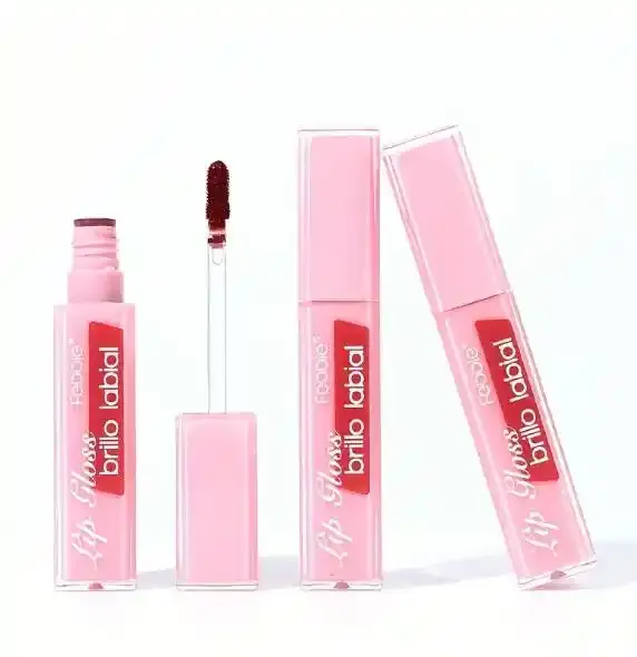 Lip Gloss Atacado Impermeável Hidratante Lindo Plump Lips Charming Natural Lustre Líquido Creme Lip Stain