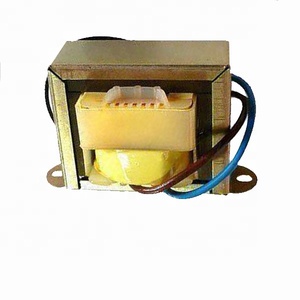 Ingresso: 220V /12.4VA di uscita 13.5V/0.47A , 12V/0.5A 50/60Hz trasformatore