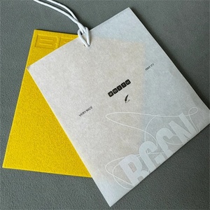 Cartón blanco Textura única Ropa personalizada Etiquetas colgantes Swing Tag Diseño simple con cuerdas gratis - Product Image 4