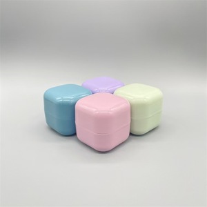 カスタマイズ可能なマカロン化粧品クリームジャー20g 30g 50g <span class=keywords><strong>100g</strong></span>二重壁ブルースクエアプラスチックスキンケア用ガラスジャーふた付き