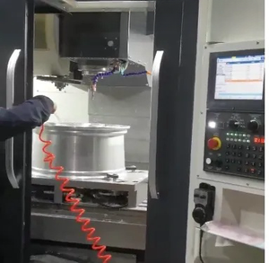 Özel teklif! Endüstriyel CNC makinesi araçları: dikey işleme merkezi, CNC torna ve yüksek hassasiyetli aksesuarlar - Product Image 5