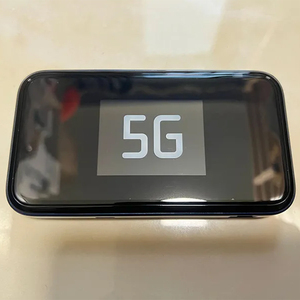ZTE เราเตอร์ WiFi 5G แบบพกพา,เราเตอร์ WIFI MU5002กลางแจ้ง WiFi 6 1800Mbps Type-C LTE CAT22ฮอตสปอตเคลื่อนที่เราเตอร์5G พร้อมช่องใส่ซิมการ์ด - Product Image 1