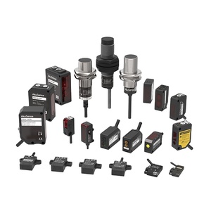 Sensore di colore industriale sensore fotoelettrico RGB sorgenti luminose sensore di colore per il rilevamento di imballaggi stampati difettosi - Product Image 2
