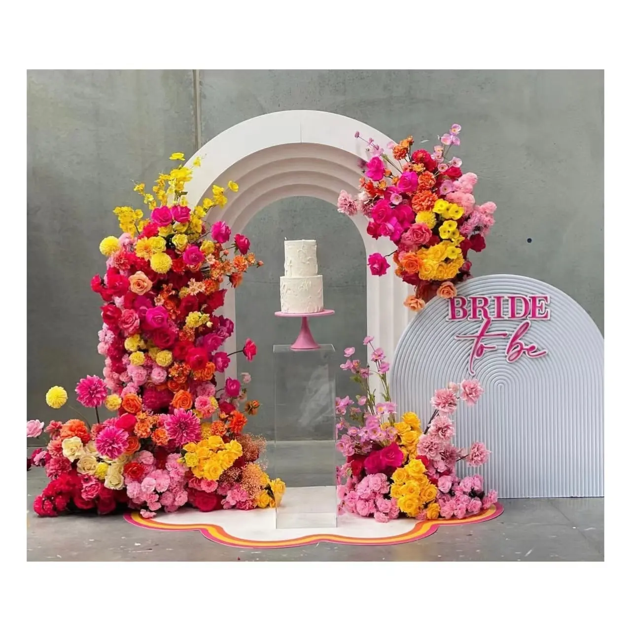 Toile de fond de scène de mariage support de fleurs rangée de fleurs arrangement floral cœur arc de fleurs artificielles décoration de mariage
