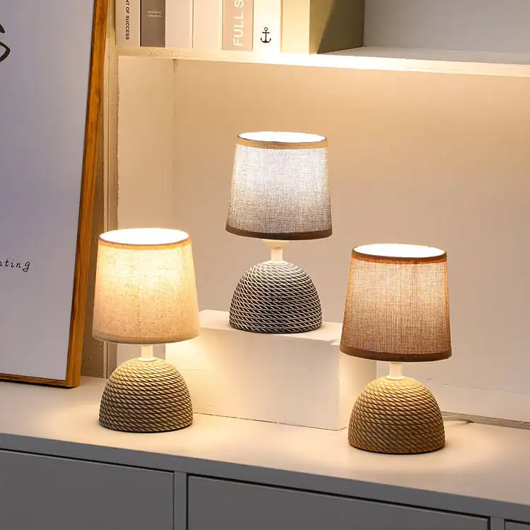 Nueva decoración de hotel lámpara de noche lámpara de mesa rústica Pantalla de lino lámpara de mesa de cerámica de 5 pulgadas