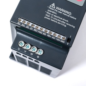 Inversor trifásico VFD de 220V con control PID Inversor de frecuencia de 0.75KW Controlador de frecuencia variable de control vectorial