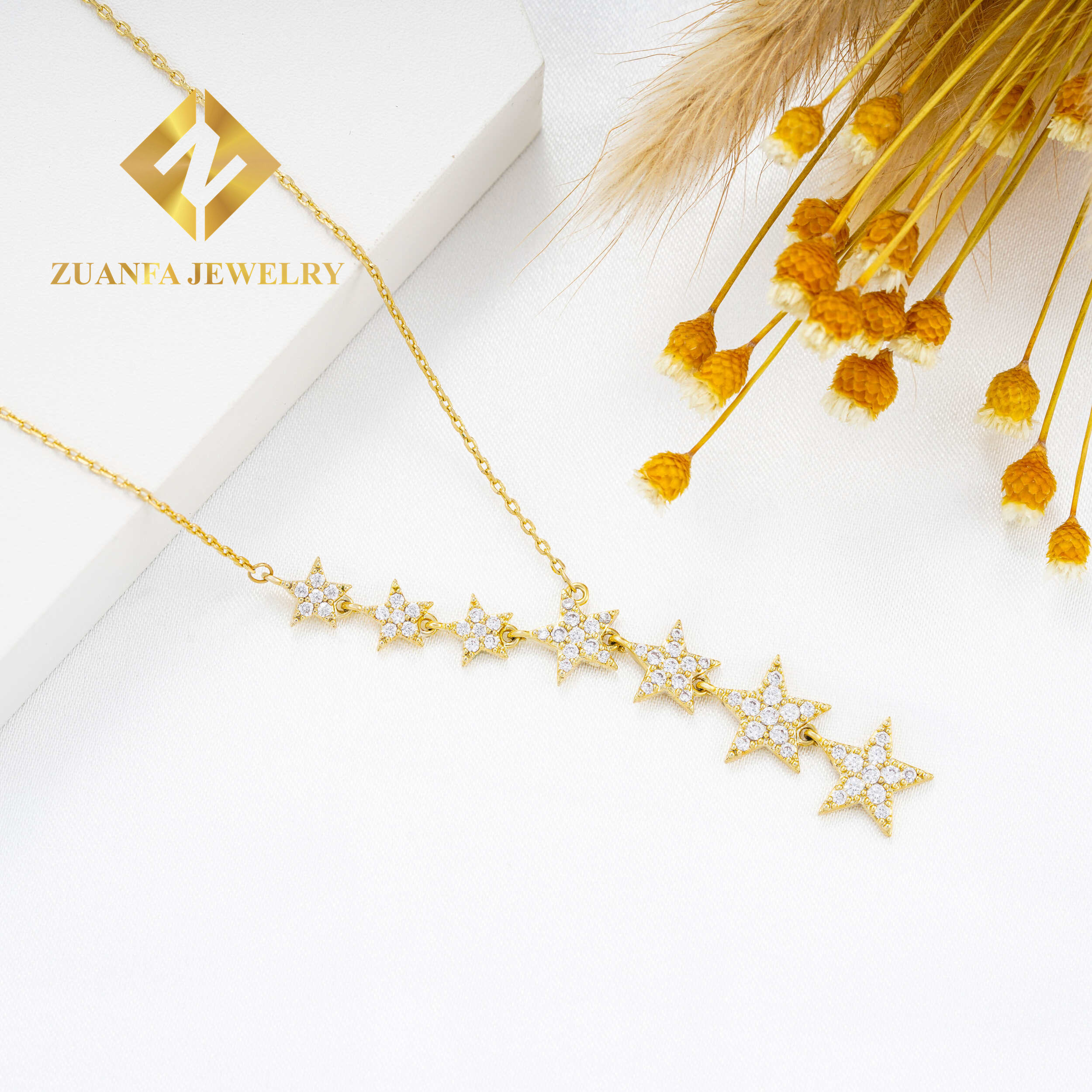 สีเหลือง