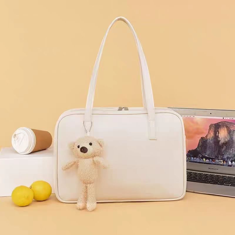 Colgante de oso blanco cálido