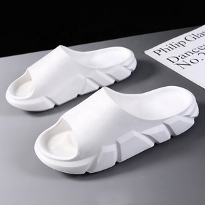 Tùy Chỉnh Slide Dày Nền Tảng Mùa Hè Trong Nhà Bãi Biển Slide Nhà Dép Biểu Tượng Tùy Chỉnh Mềm <span class=keywords><strong>EVA</strong></span> Slide Tùy Chỉnh Dép Đi Trong Nhà Cho Nam Giới - Product Image 3