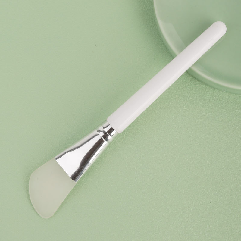 Pinceau pour masque facial en forme de couteau à queue ronde