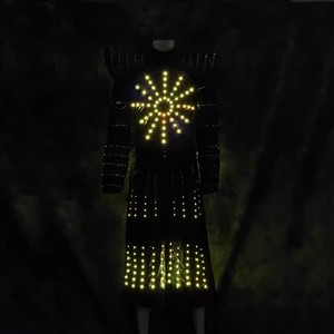 LEDスパークルスーツ着用フルカラースティルツウォーカーRGB Ledロボットコスチュームナイトクラブ用ディスプレイスクリーン付き - Product Image 3
