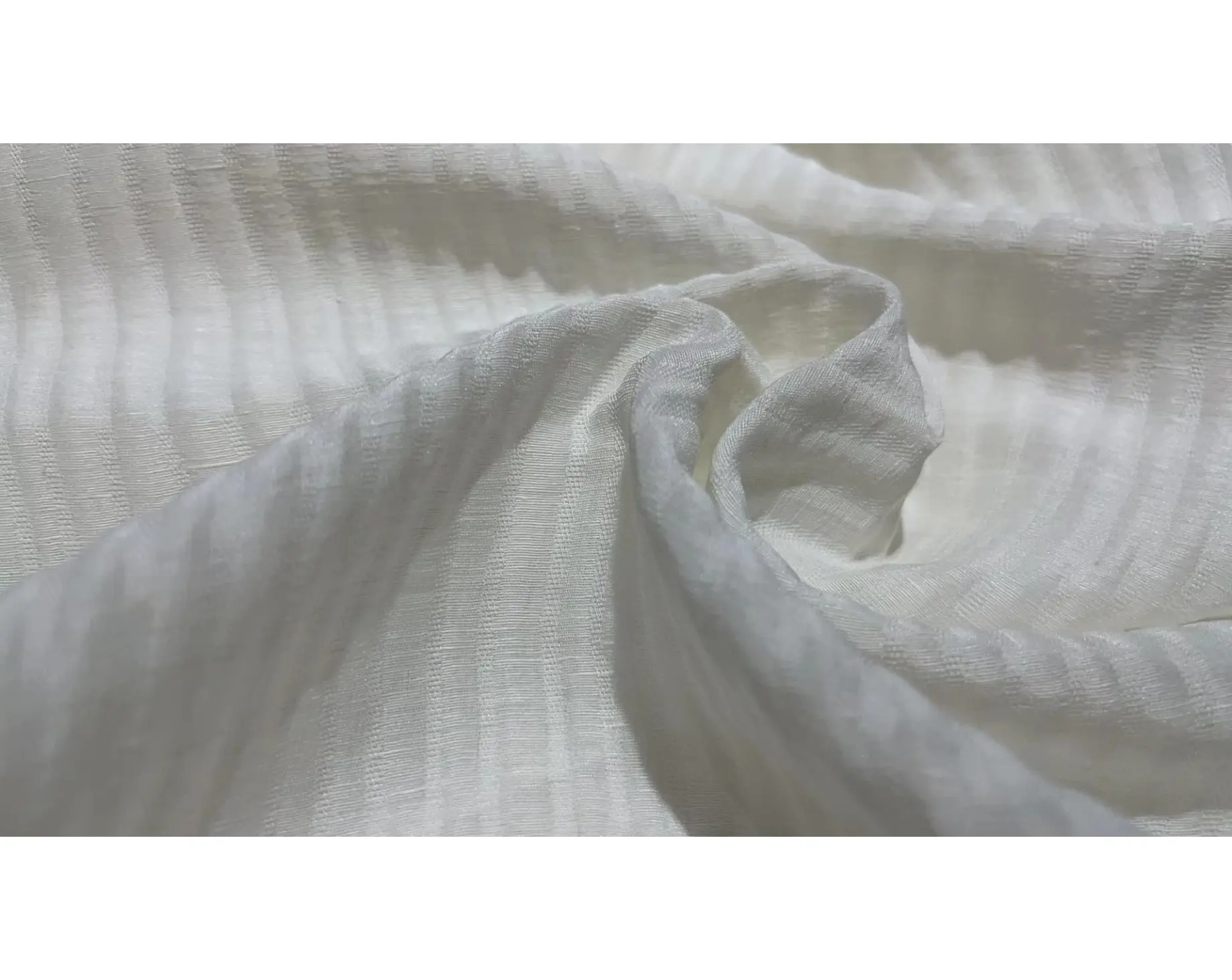 Ipek keten 28mm ipek jakarlı krep kumaş kabartmalı krep ipek kumaş giysi için kullanılan