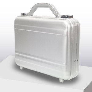 防水防震保护盒工具箱简易工具箱，带安全锁和带泡沫手柄，用于旅行 - Product Image 1