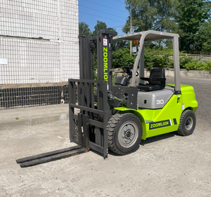 Carretilla elevadora diésel de 3 toneladas Zoomlion FD30Z Carga/descarga rápida para operaciones portuarias - Product Image 4