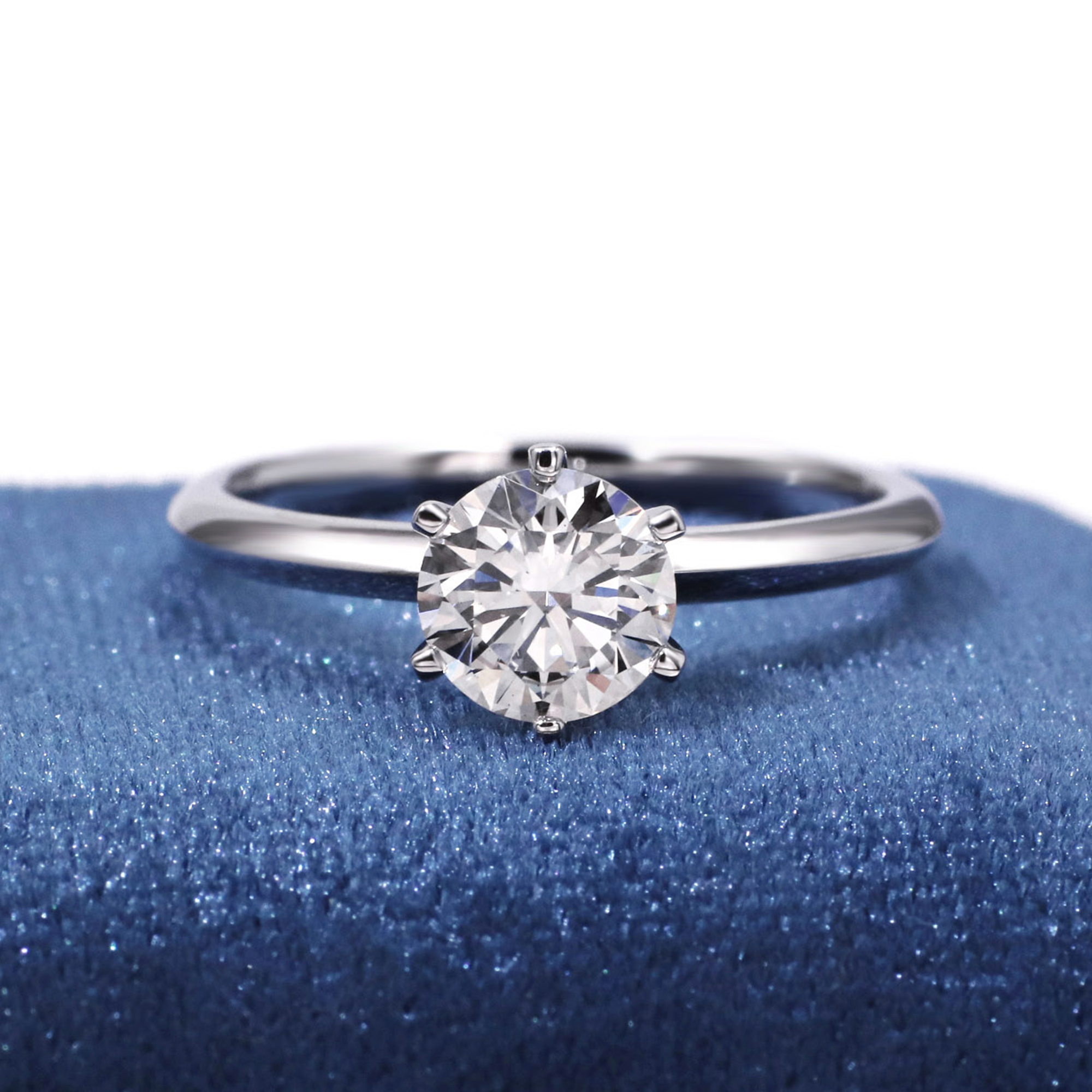 YMRC47 E SI2 1.08CT