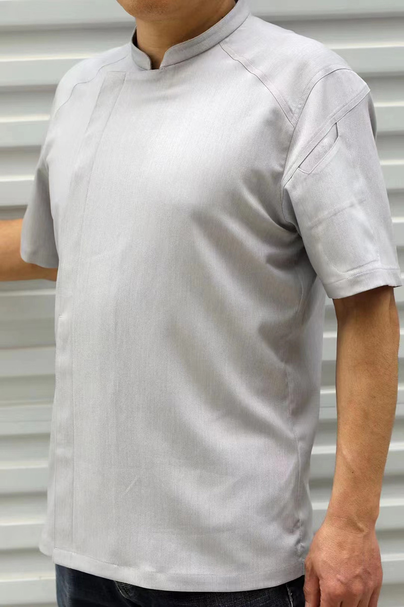สีเทาอ่อน