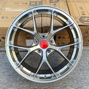 17X7.5、18X8、19X8.5、19X9.5はさまざまな車両モデルに適しています。フローフォーミングホイールは幅広で深さがあります - Product Image 5