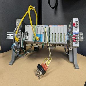 Soporte de riel DIN Plc Trainer nuevo y original: Controlador de programación PLC AllenBradleywbrSiemensOmronwbrMitsubishiSchwbrneiderABB - Product Image 1