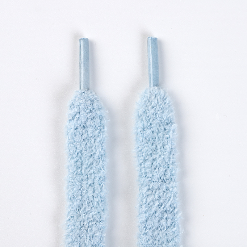 Lacets en peluche bleus