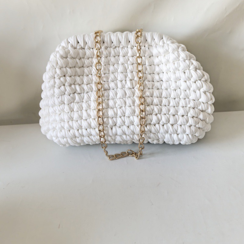Chaîne blanche