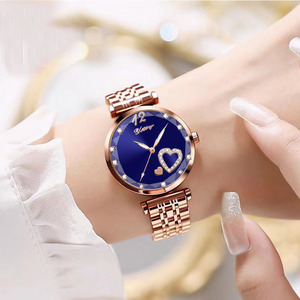 2024 New Fashion Love Pattern Damen uhr Einfache multifunktion ale runde Stahlst reifen uhr Quarzuhr Geschenk nicht mechanisch