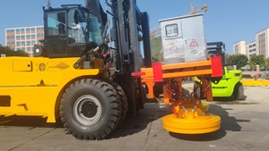 New Efficient Reach Stacker with Electromagnets for Heavy-Duty <strong>Material</strong> <strong>Handling</strong> for Steel Bar Lifting in Manufacturing Plants - Product Image 6