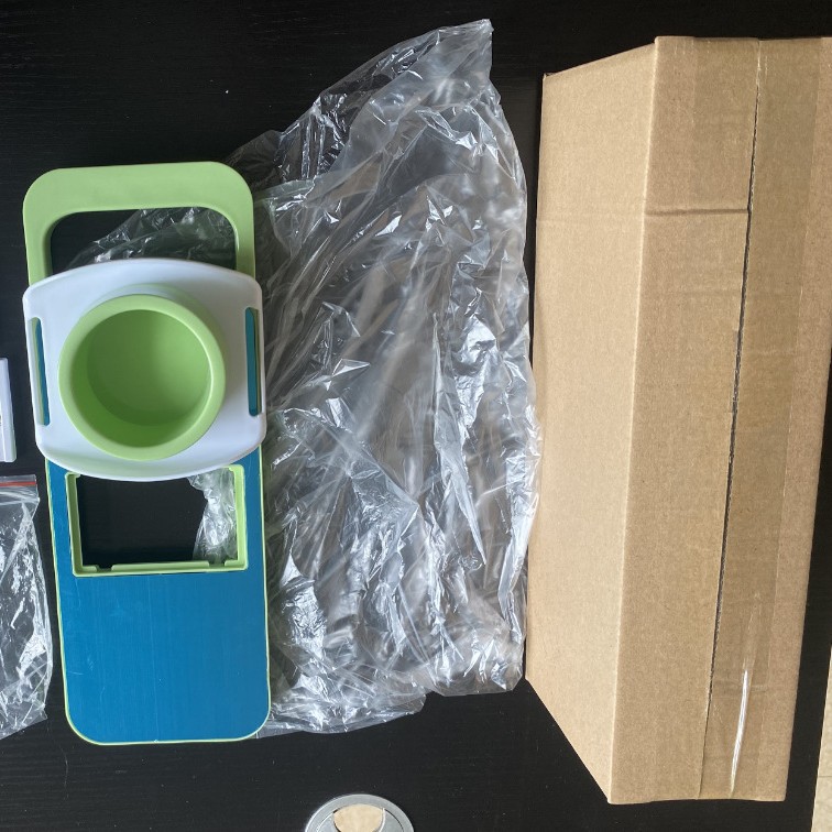 3 couteaux-boîte en carton jaune-1 pièce