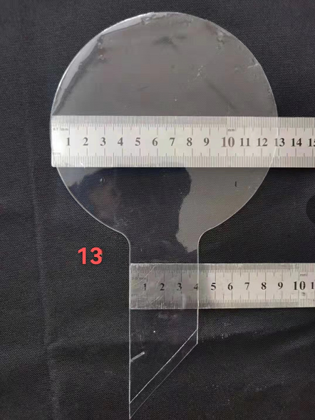 13 pulgadas