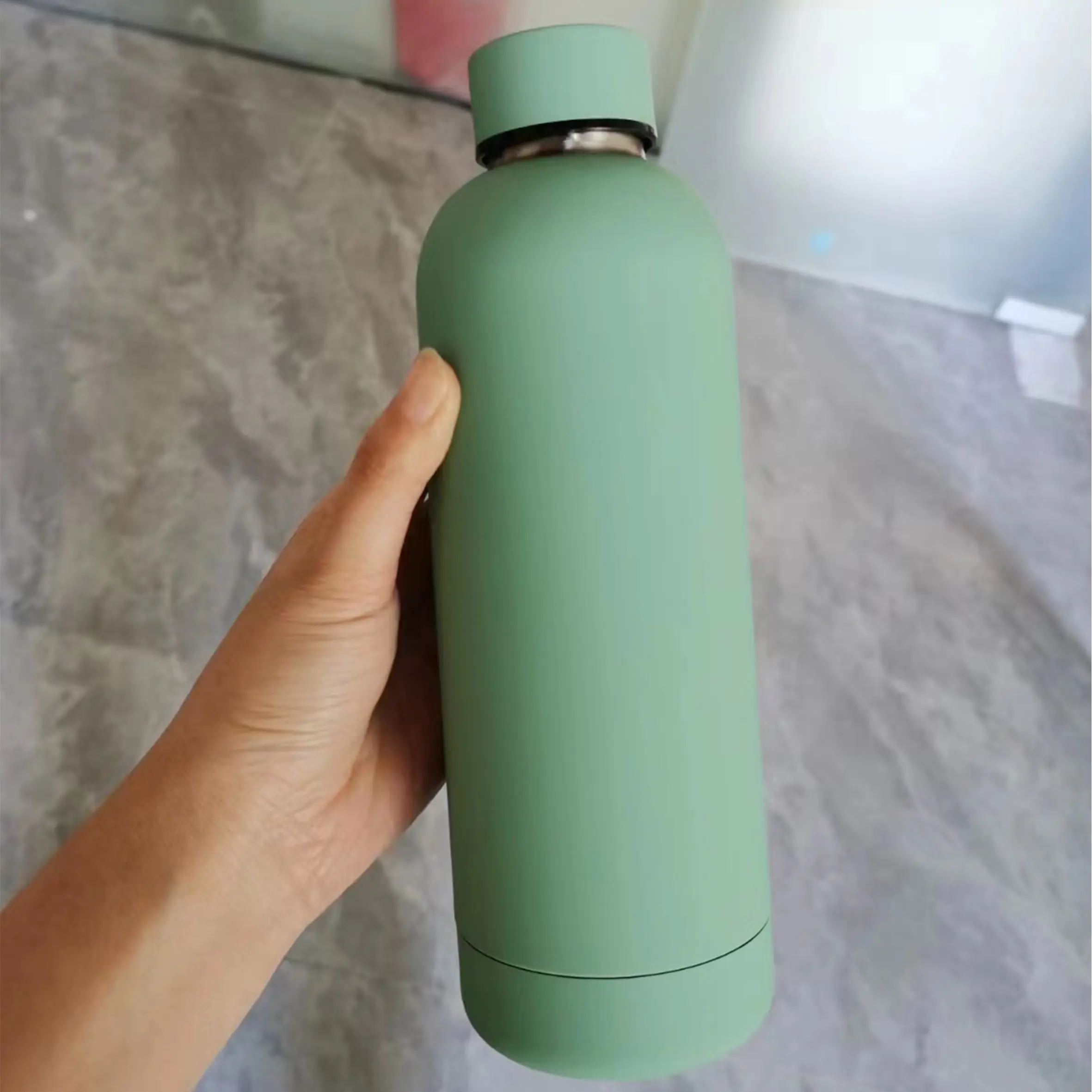 Botella de agua reutilizable con logotipo personalizado para niñas, botella de agua reutilizable con doble pared, respetuosa con el medio ambiente, 2020