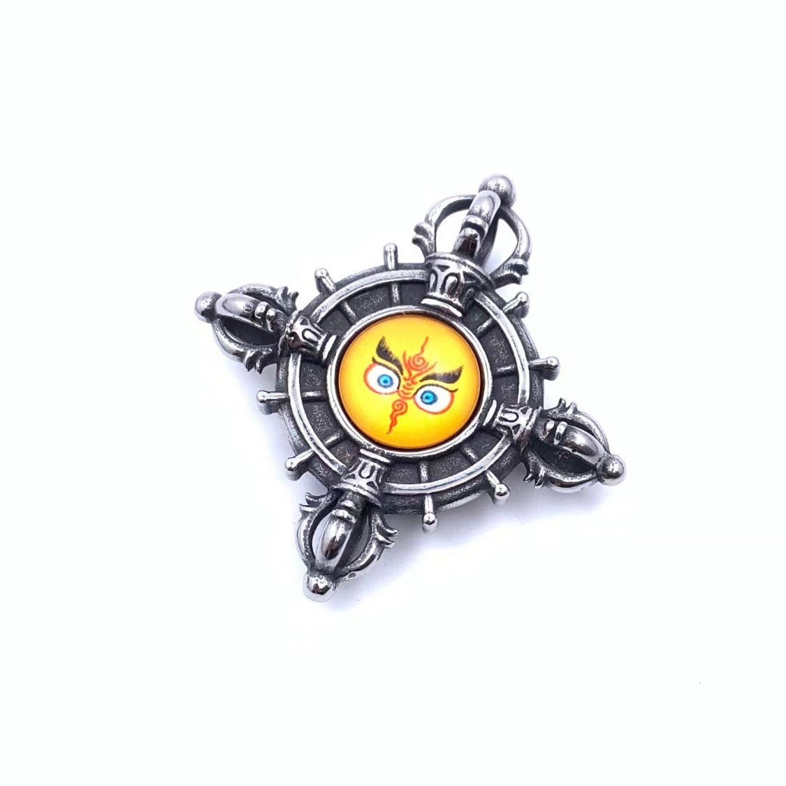 04 Pendentif avec chaîne de 60CM de long